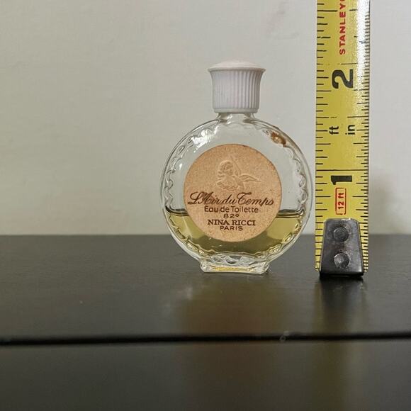 Vintage Mini .17oz Nina Ricci L'Air du Temps Round Bottle- Lalique Glass Bottle - Picture 4 of 6